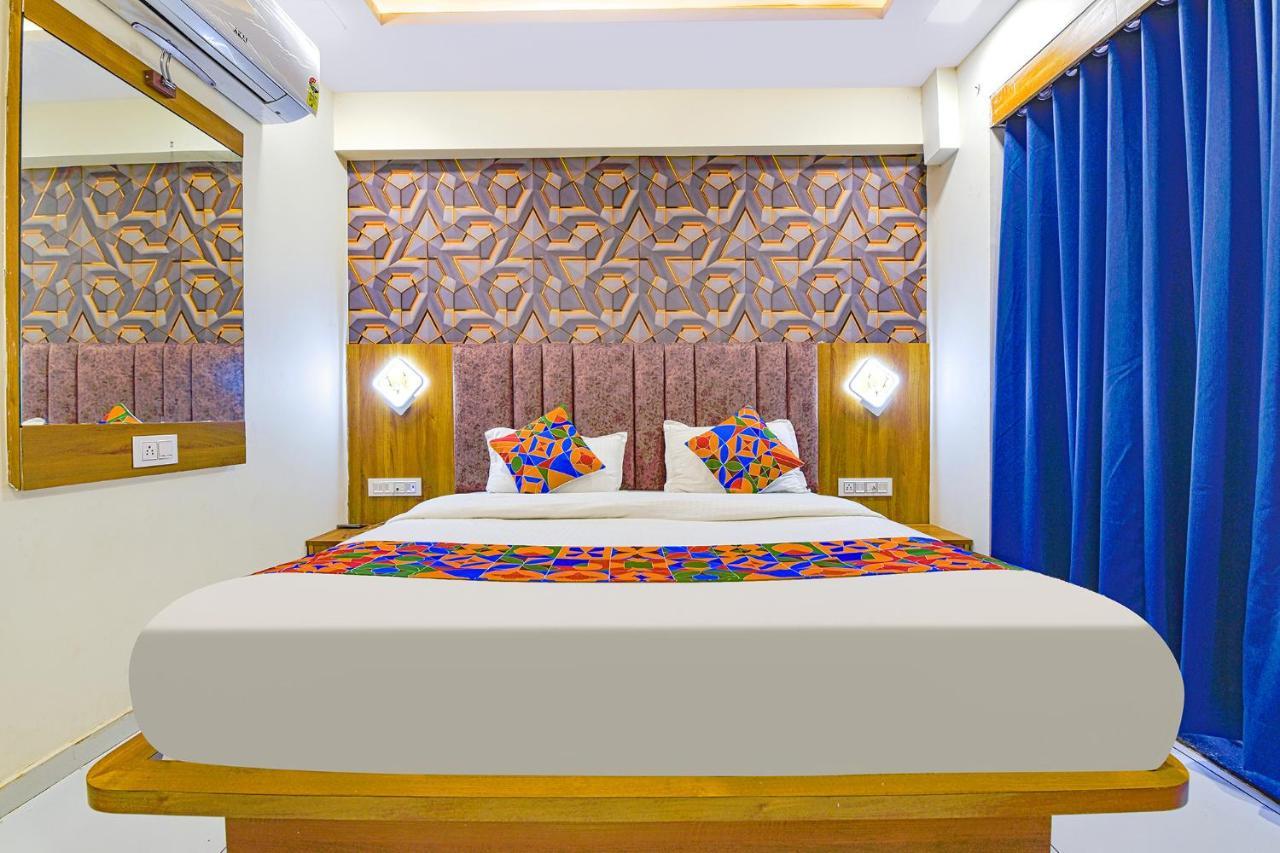 Fabhotel New York Batwa Luaran gambar
