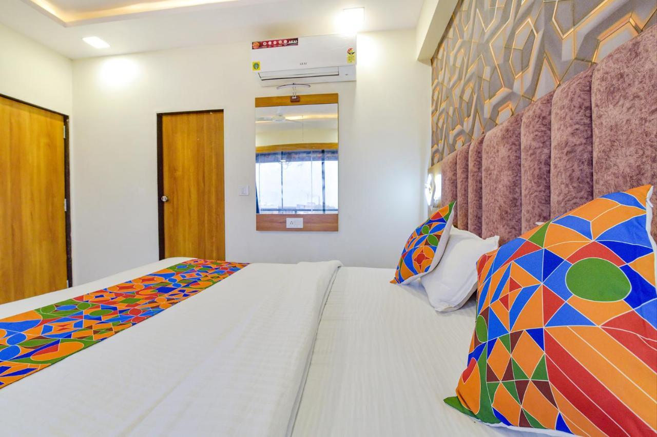 Fabhotel New York Batwa Luaran gambar