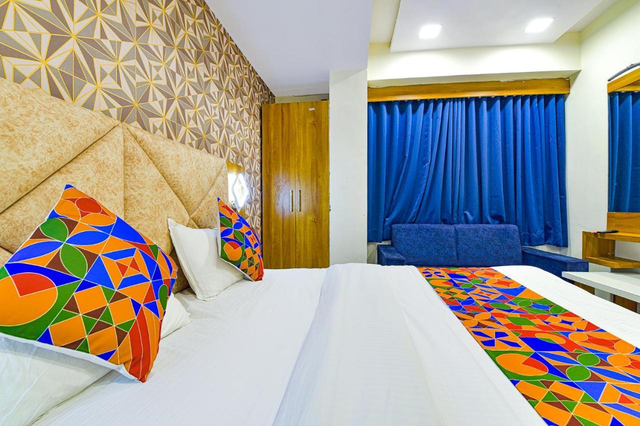 Fabhotel New York Batwa Luaran gambar