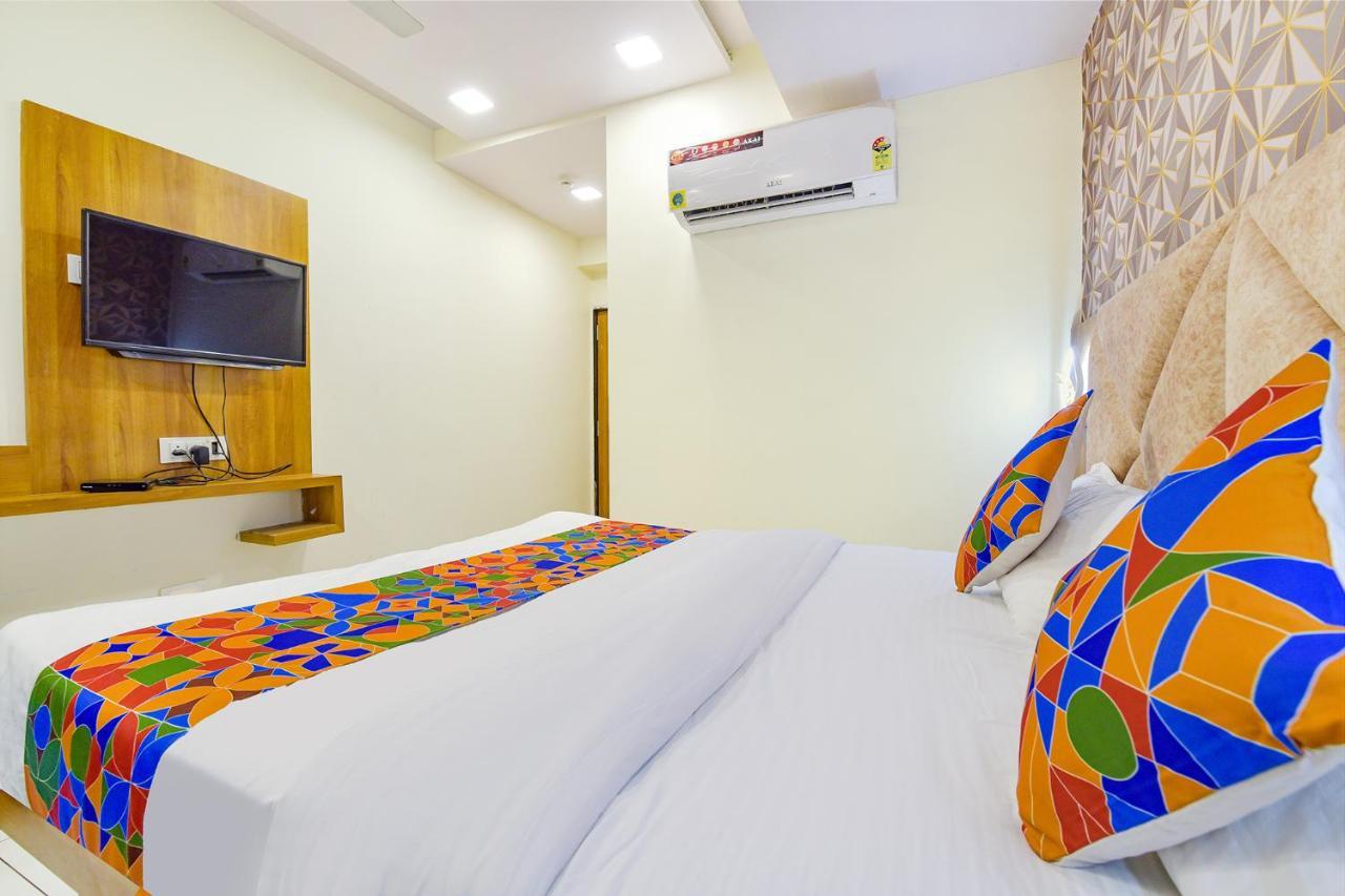 Fabhotel New York Batwa Luaran gambar